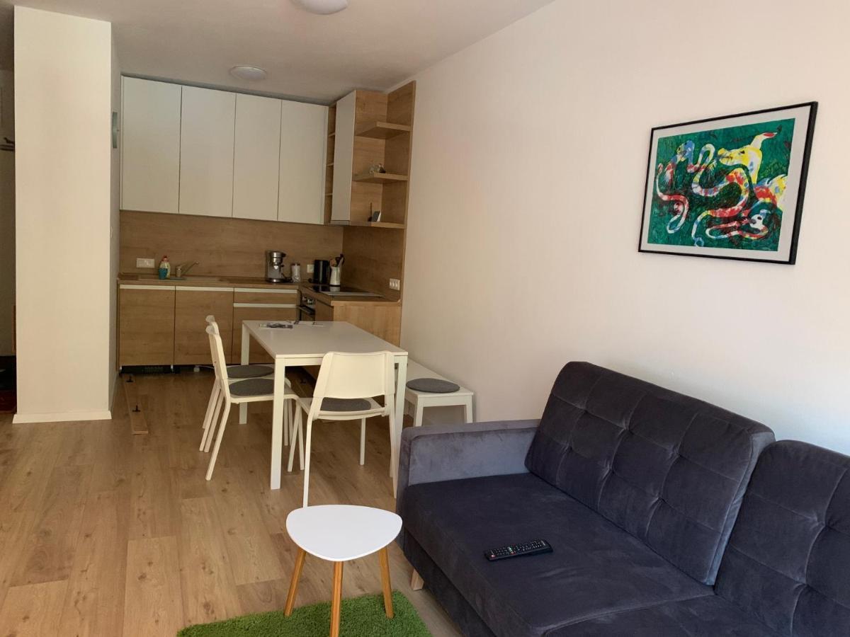 Apartman Jelen Chopok Juh-Trangoska Tale Exterior photo